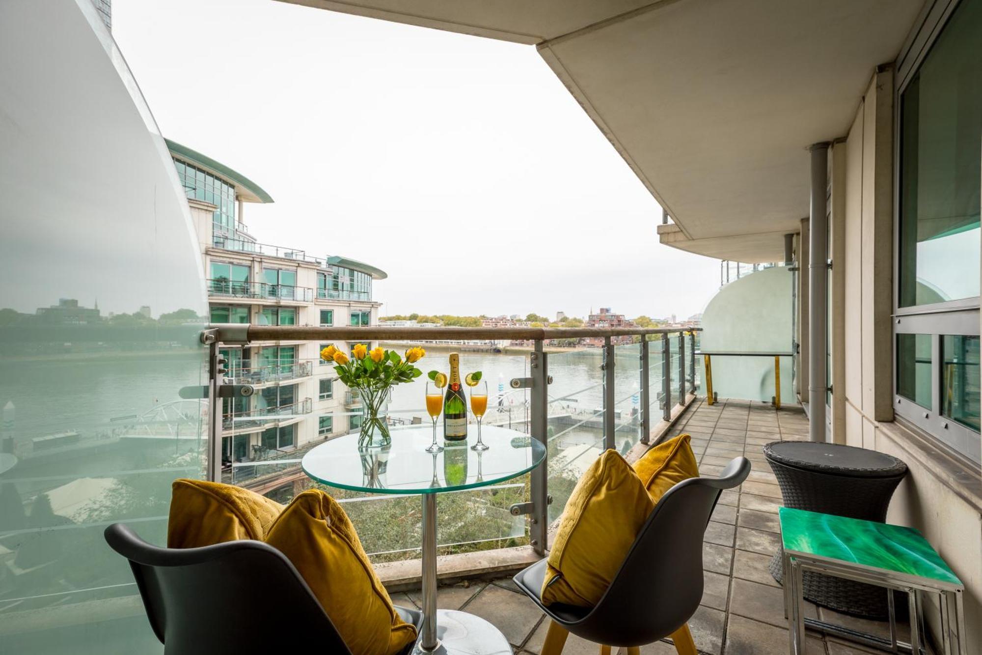 Best Thames View In Town! Large Luxxe Nomad Design Family Home Londra Exterior foto